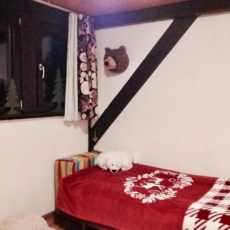 Ferienhaus Mit Terrasse Auf Zwei Etagen Im Grunen Mit Offenem Kamin * بيرنو ام سشوارتزال